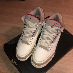 INTERNATIONAL AJ 3